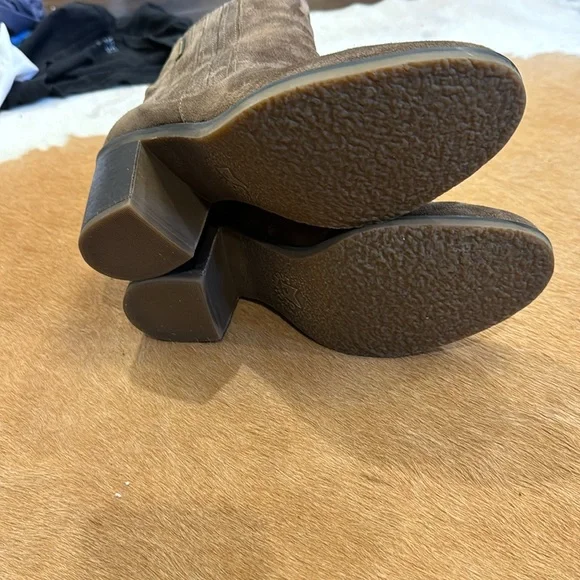 Mephisto sz6 brown/gray ankle booties - Picture 5 of 8